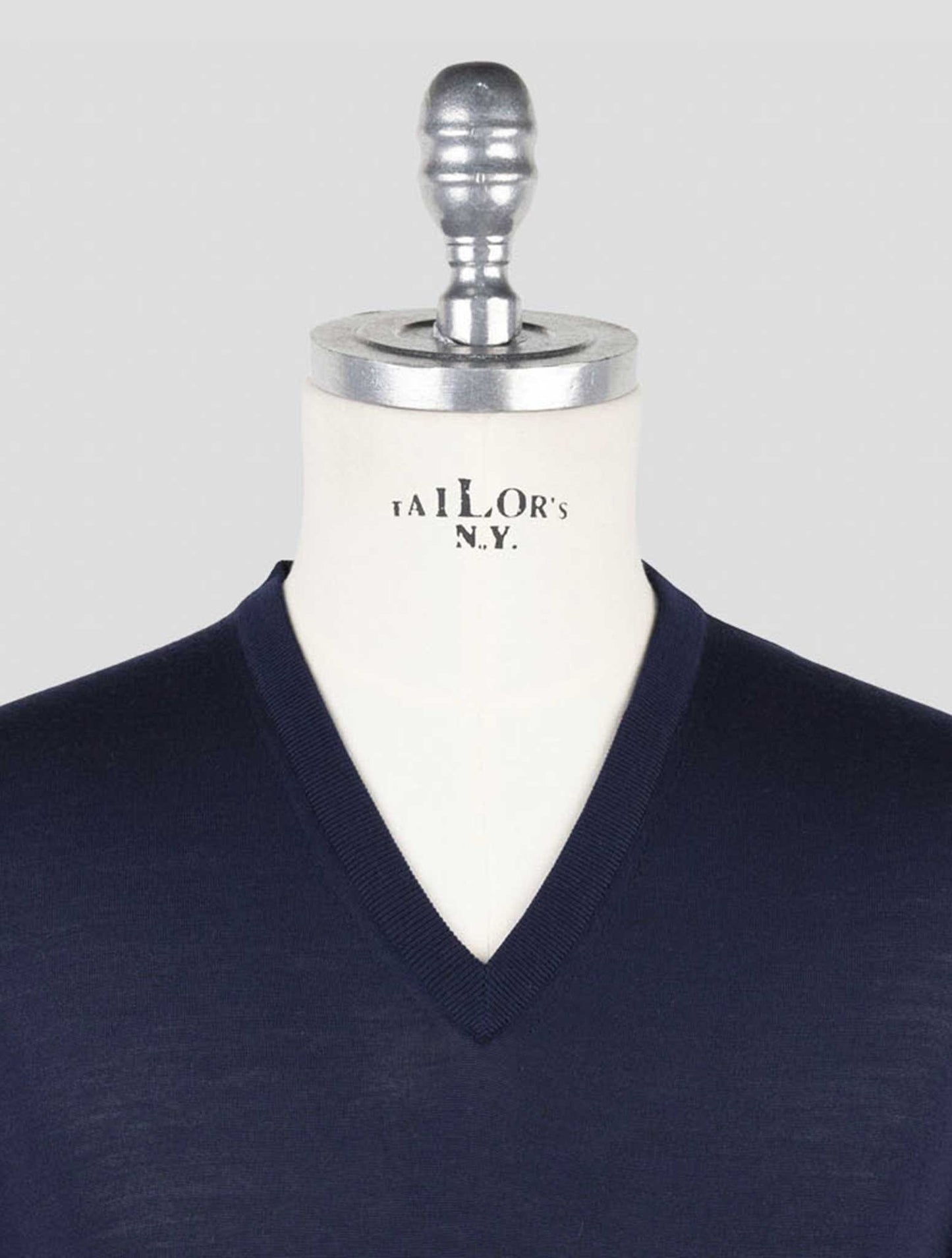 Kiton Blue Wool 14 Micron Sweater V-Neck