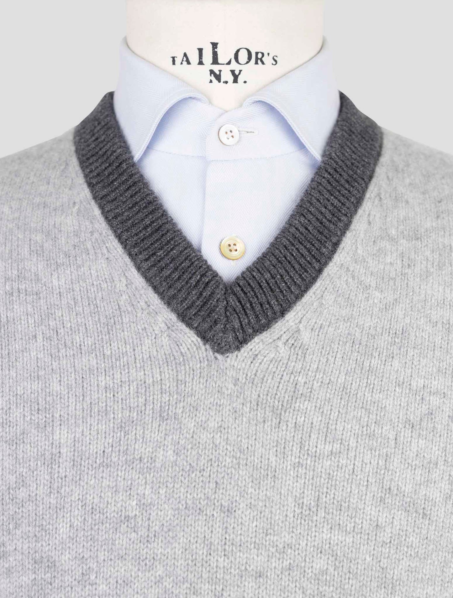 Kiton Gray Cashmere Pa Pu Sweater V-Neck
