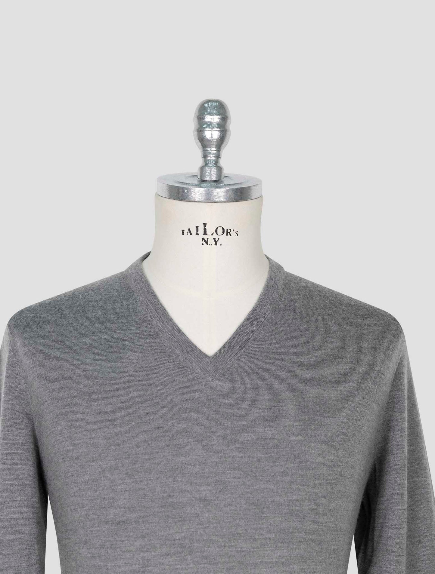Kiton Black Cashmere Silk Sweater V-Neck
