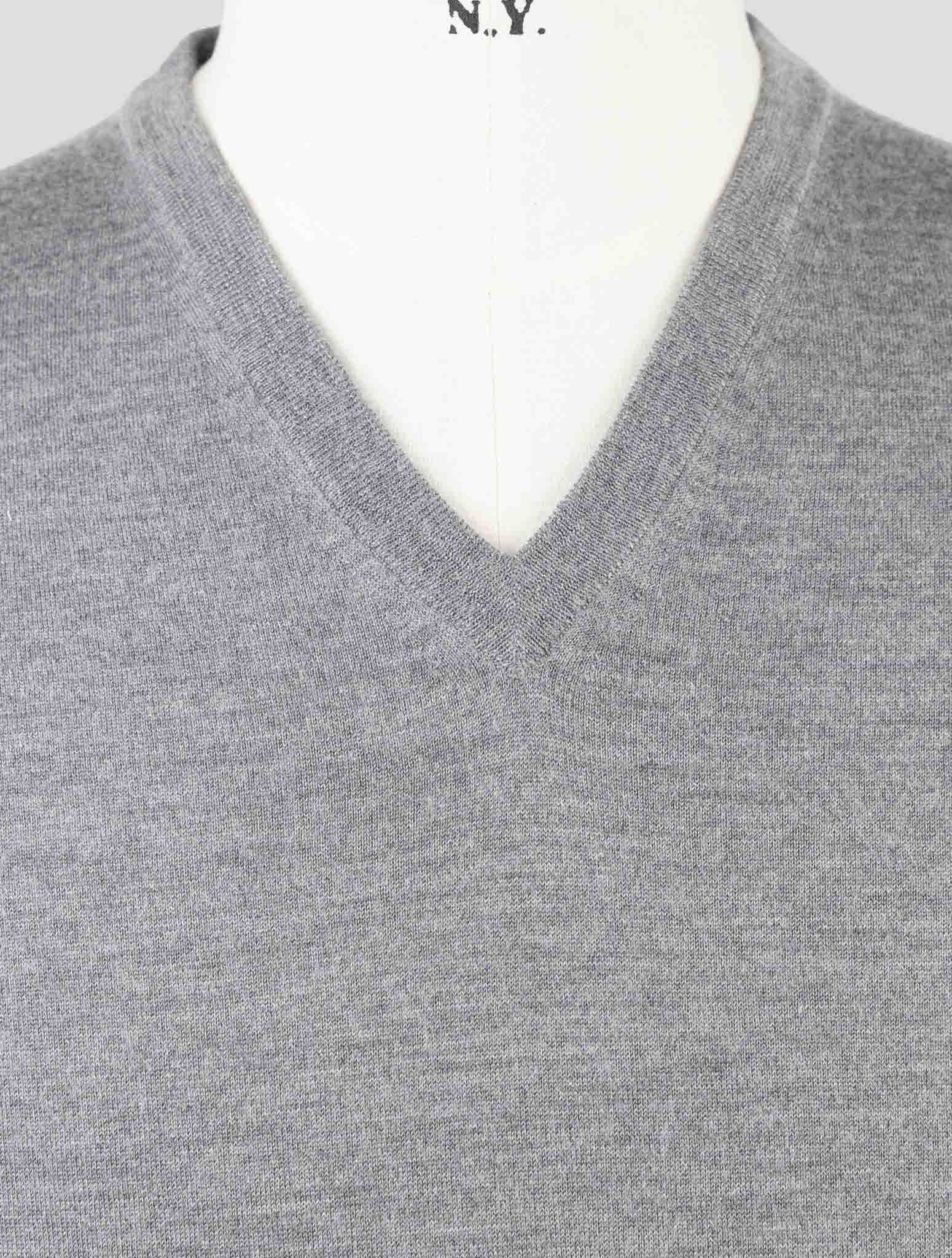 Kiton Gray Cashmere Silk Sweater V-Neck