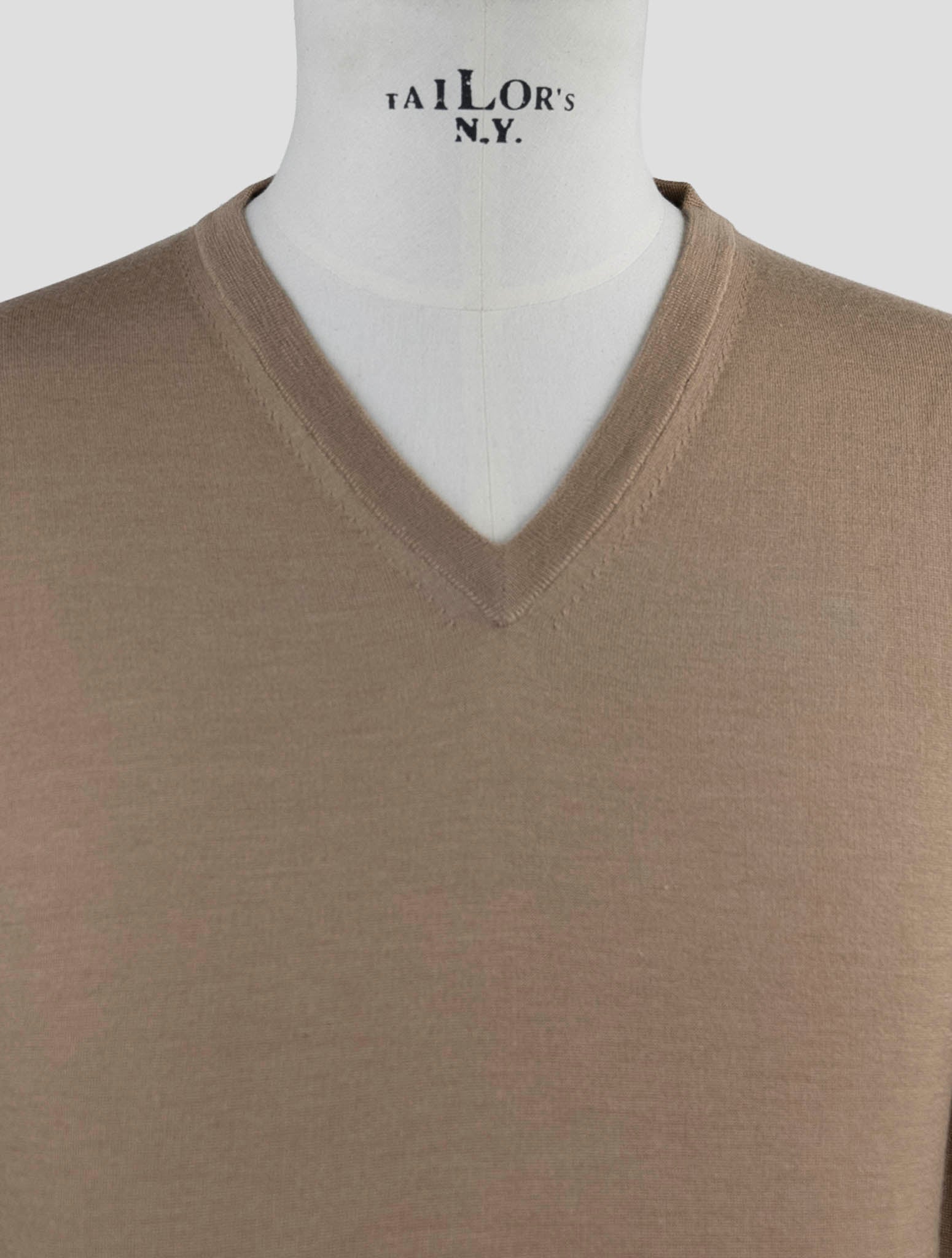 Kiton Brown Cashmere Silk Sweater V-Neck