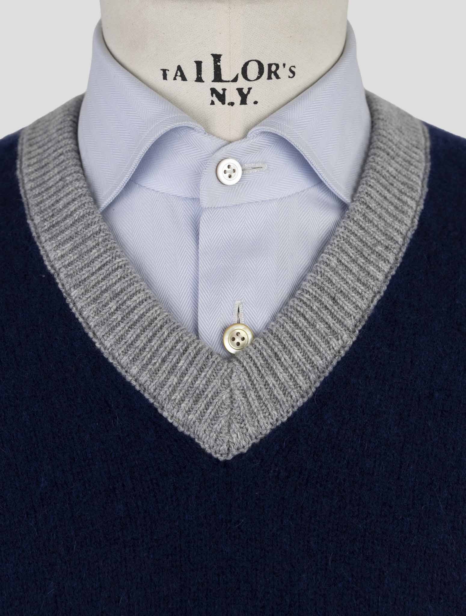 Kiton Blue Gray Cashmere Pa Pu Sweater V-Neck