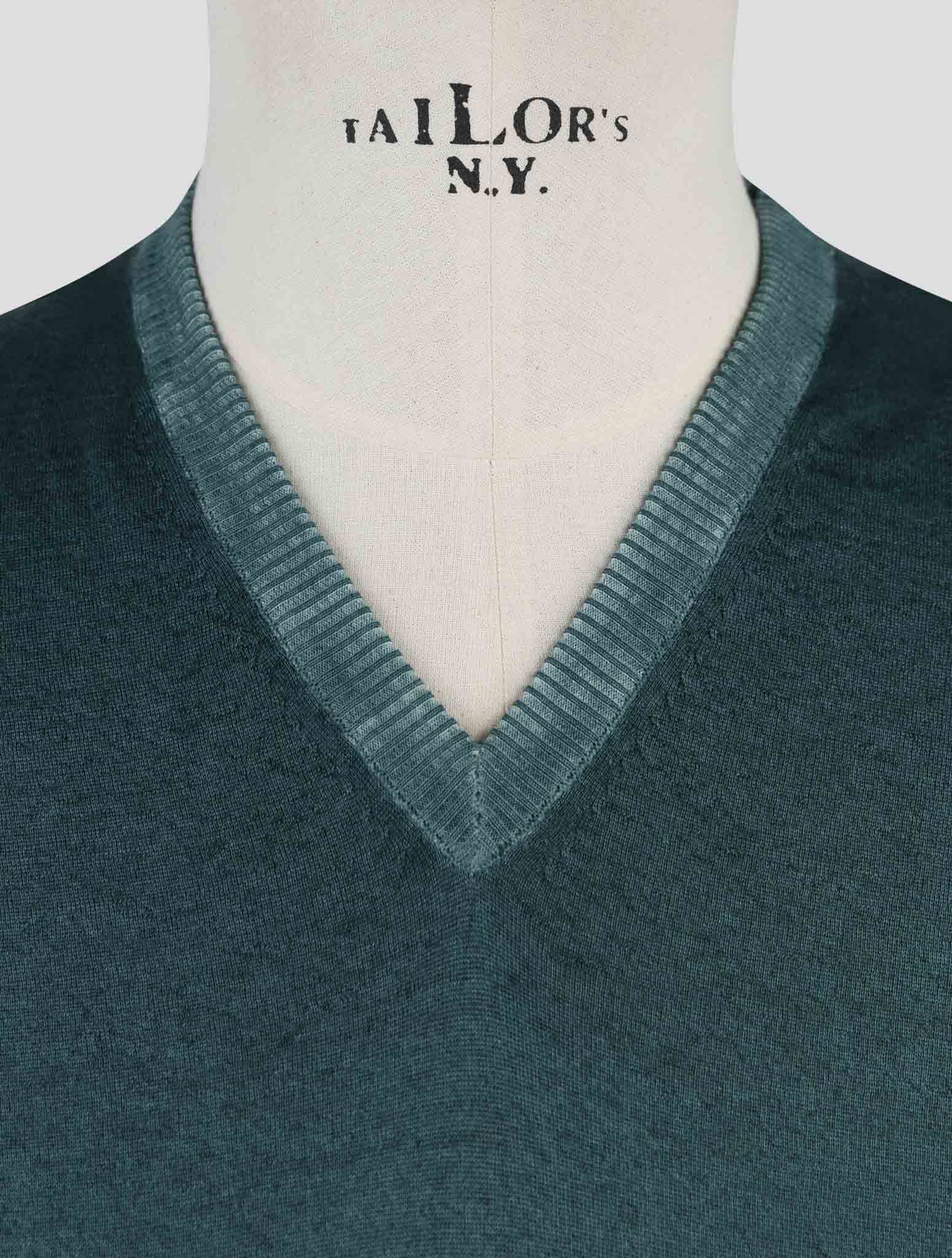 Kiton Green Cashmere Silk Sweater V-Neck