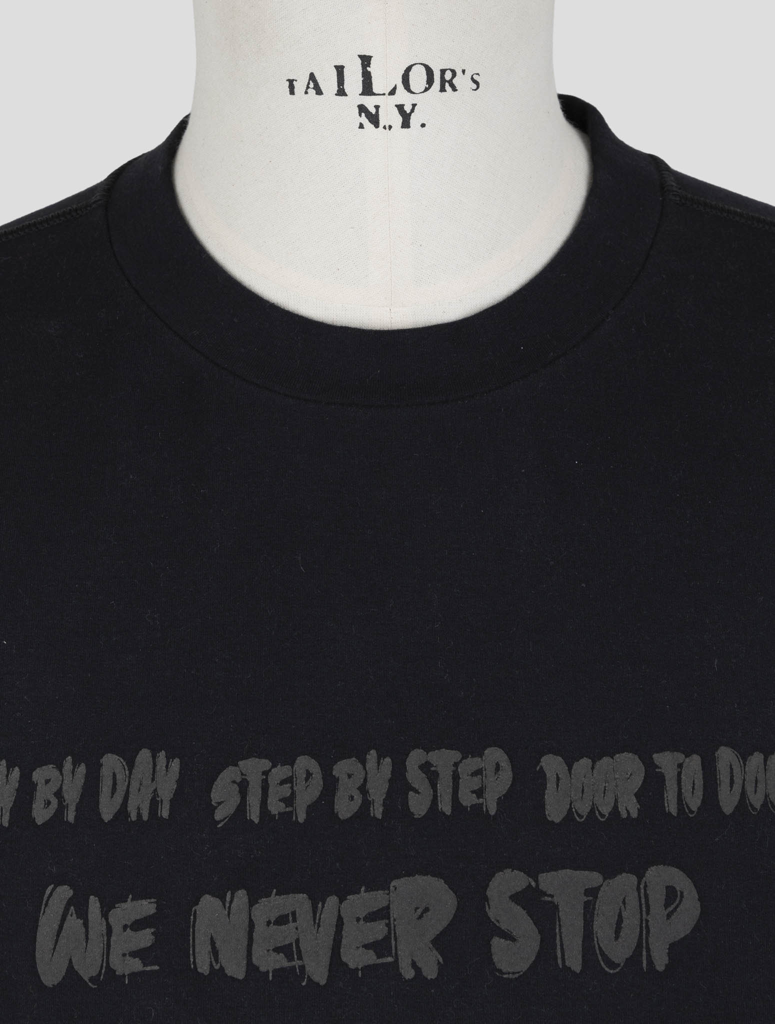 Kiton Black Cotton Ea Sweater Crewneck