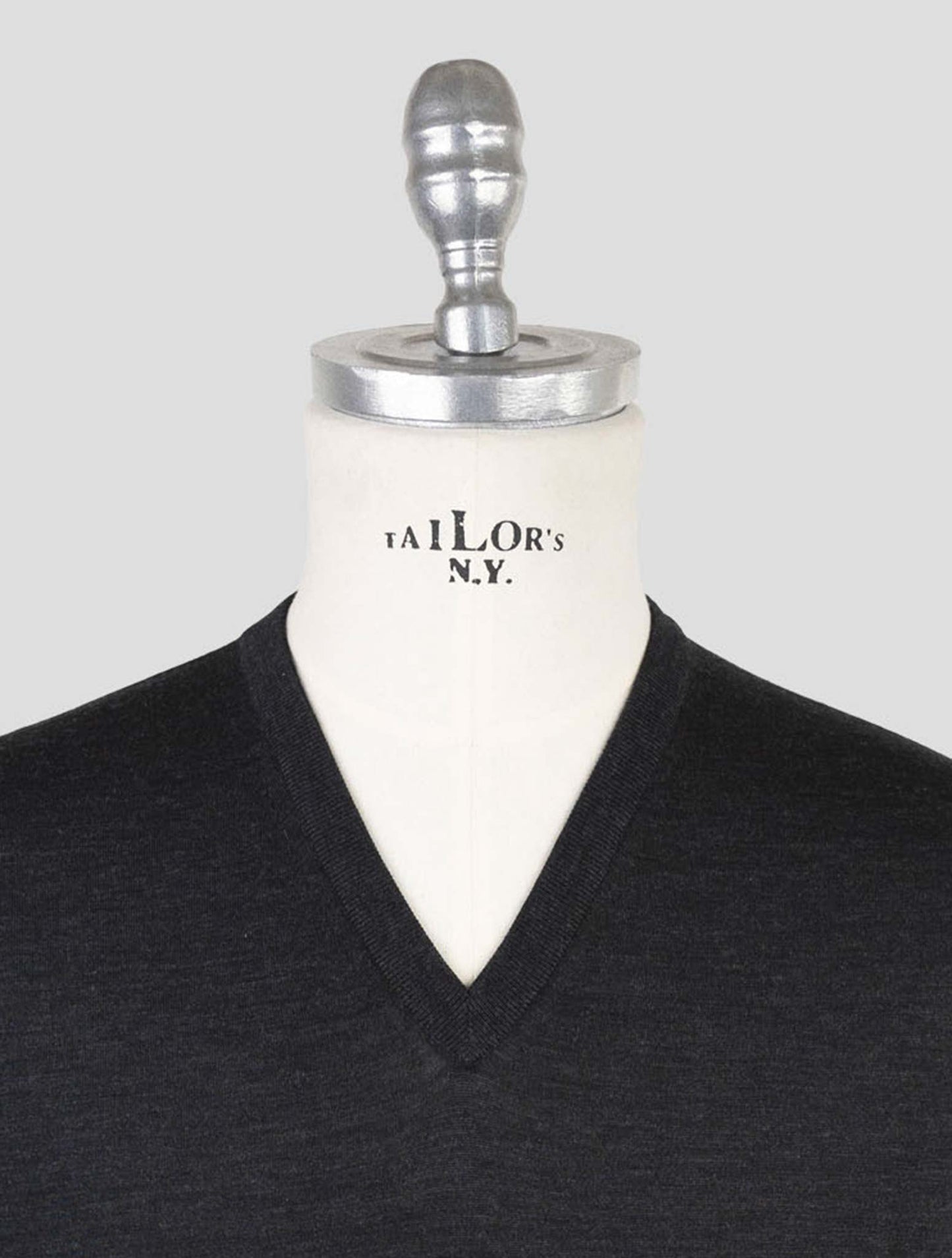 Kiton Dark Gray Wool Diamante Blu 14 Micron Sweater V-neck