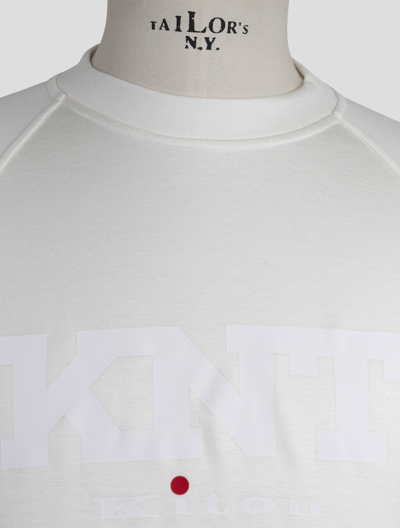 Kiton Knt White Viscose Ea Sweater Crewneck