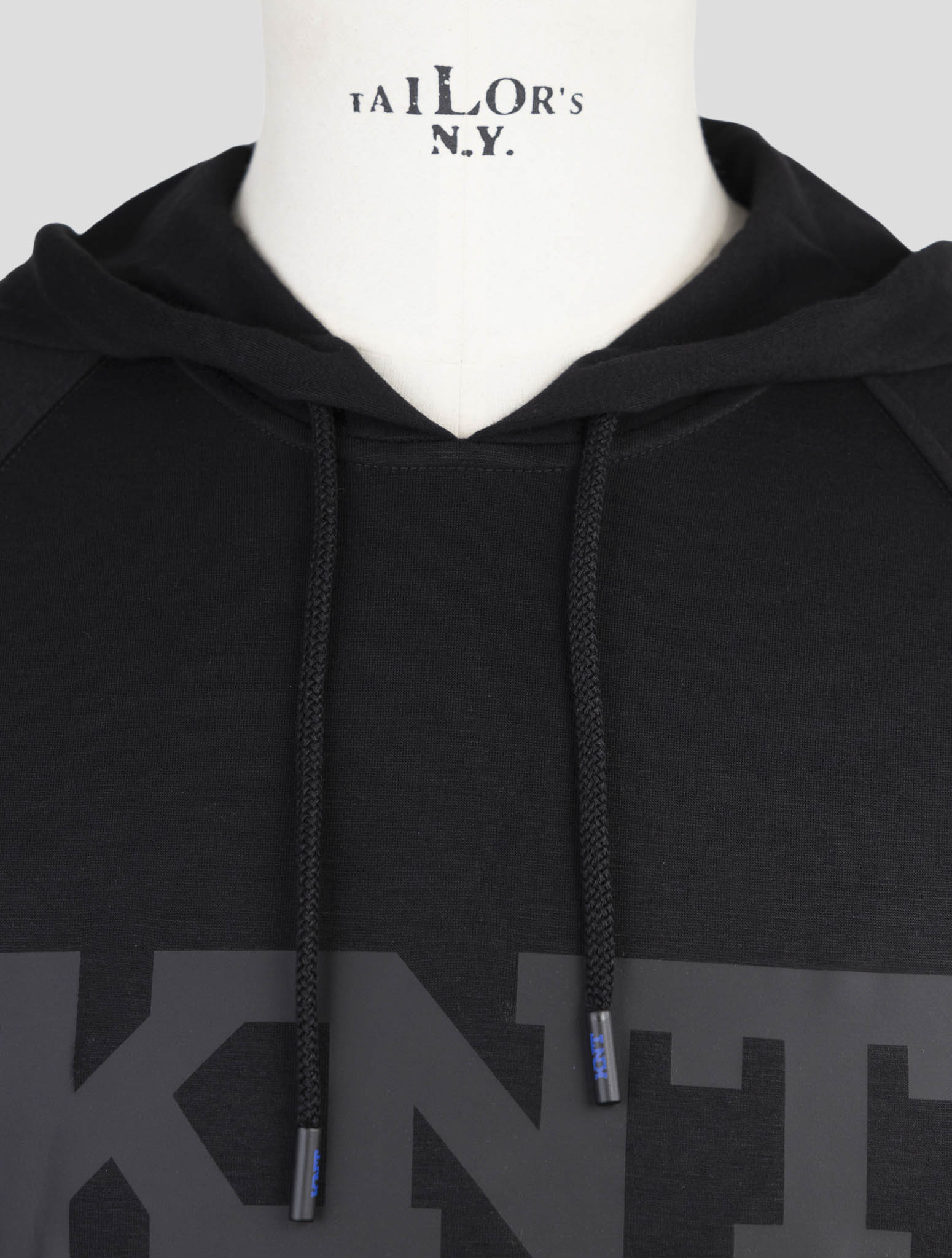 Kiton Knt Black Viscose Ea Sweater Hoodie