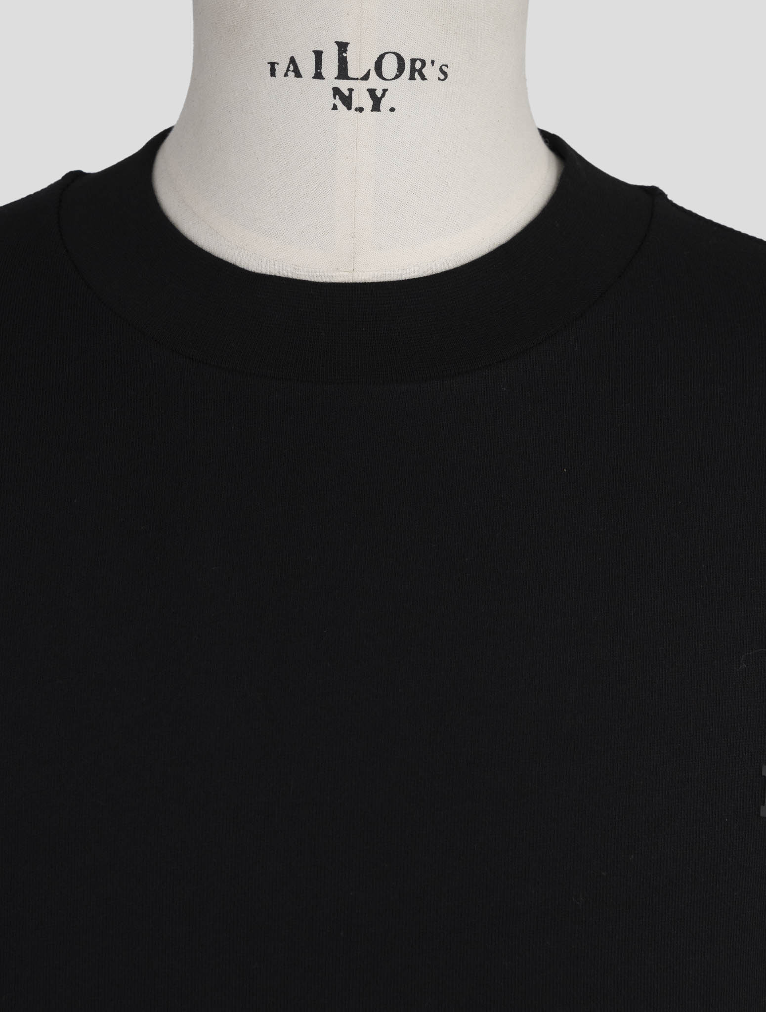 Kiton Knt Black Cotton Sweater Crewneck