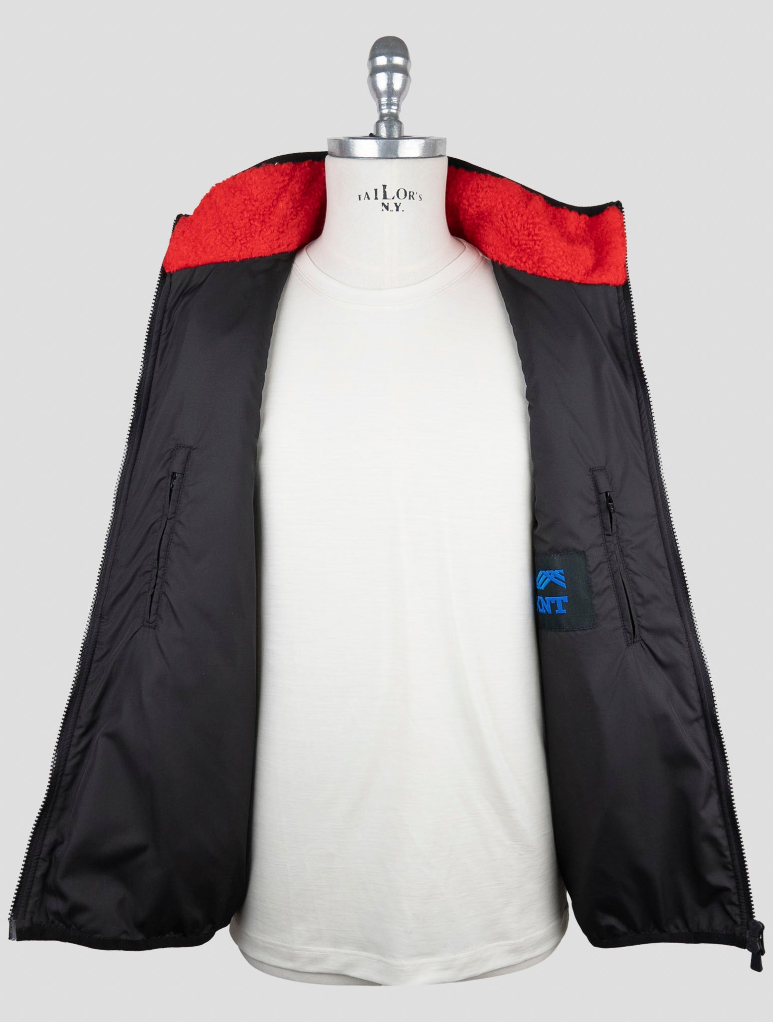 Kiton Knt Red Pl Coat Gilet
