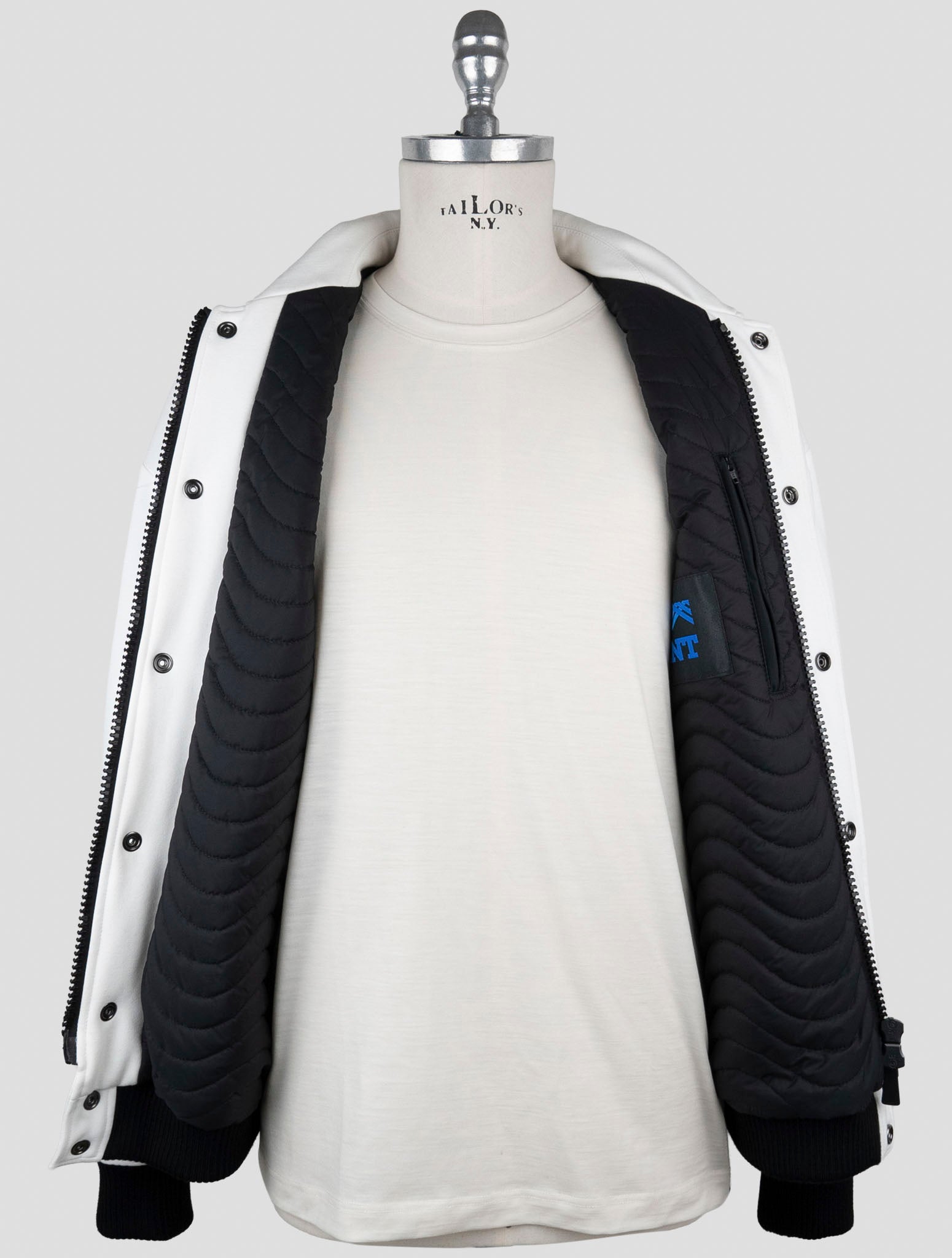Kiton Knt White Viscose Pa Ea Coat