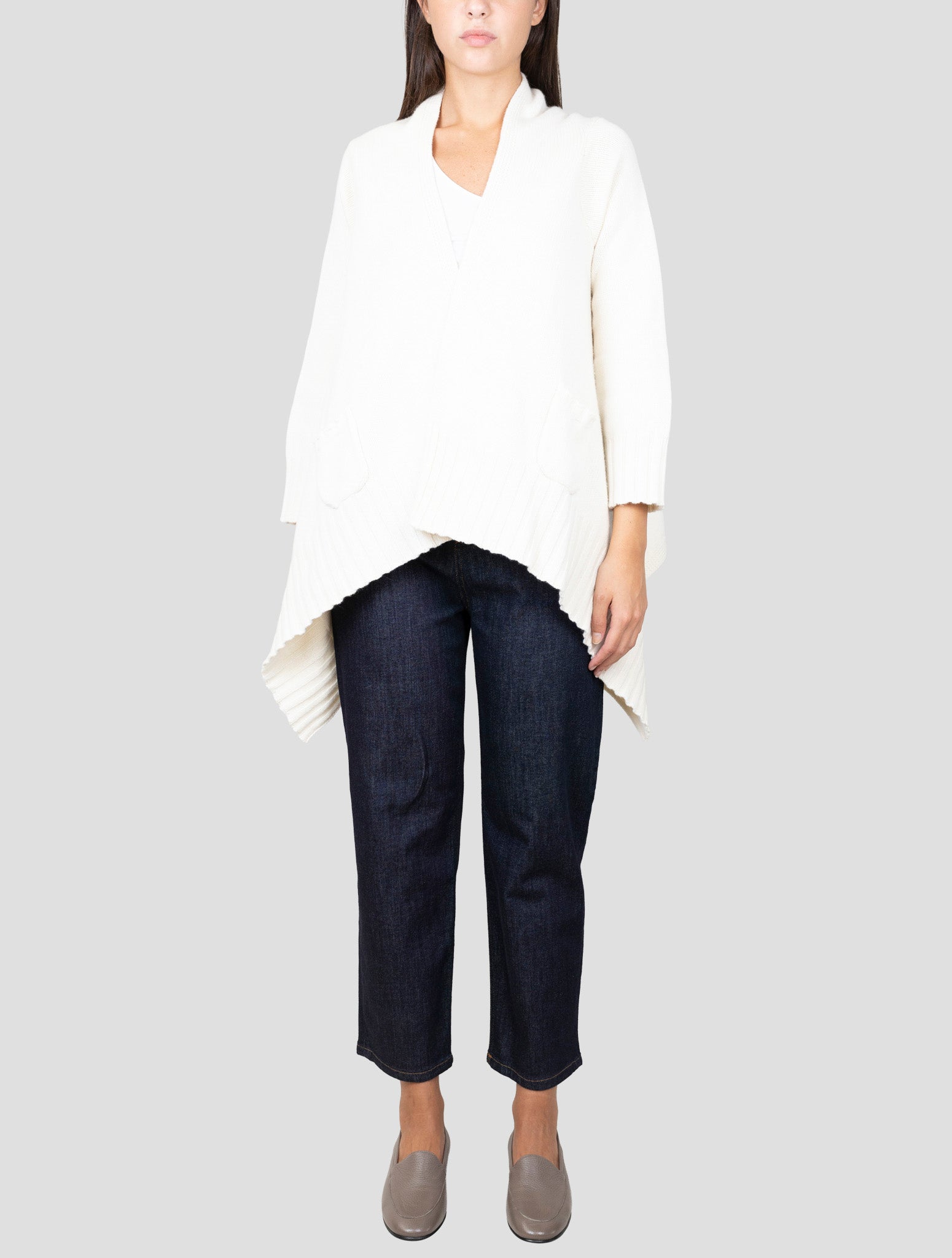 Kiton Beige Cashmere Sweater Cardigan