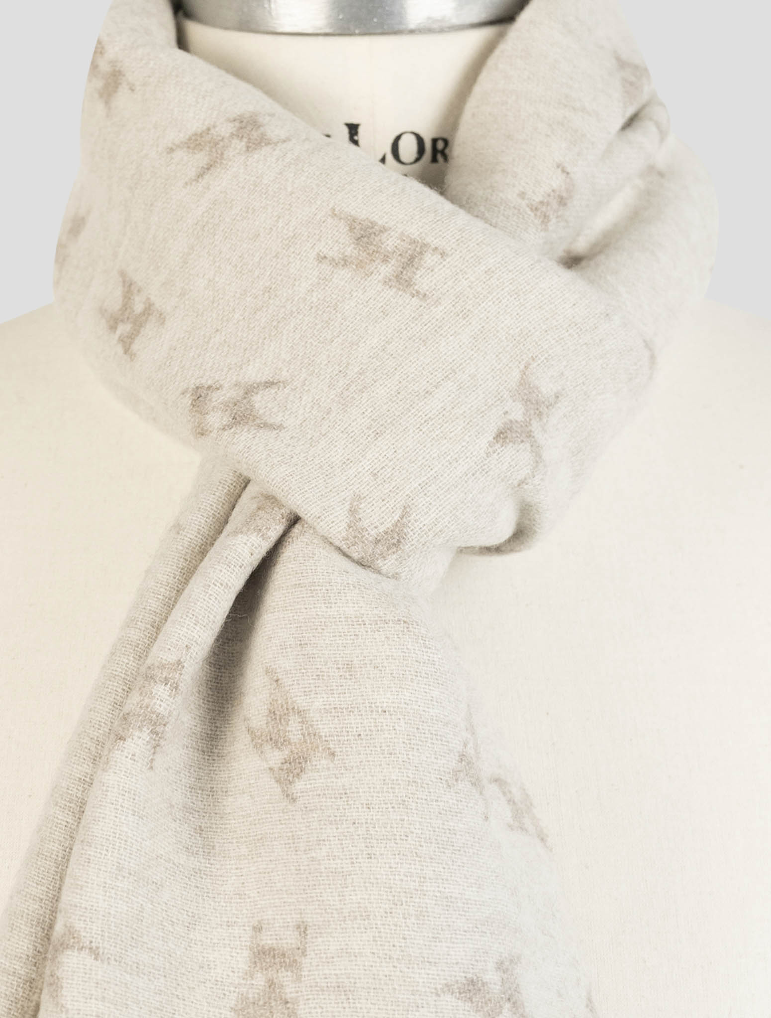 Kiton Beige Wool Cashmere Mink Scarf