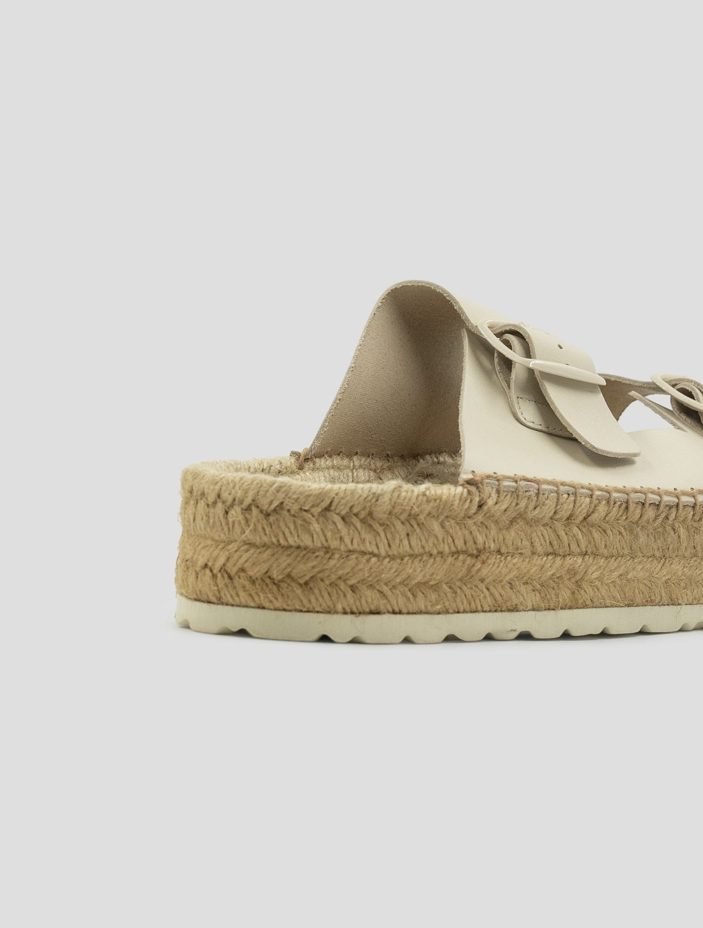 Kiton Beige Leather Sandals