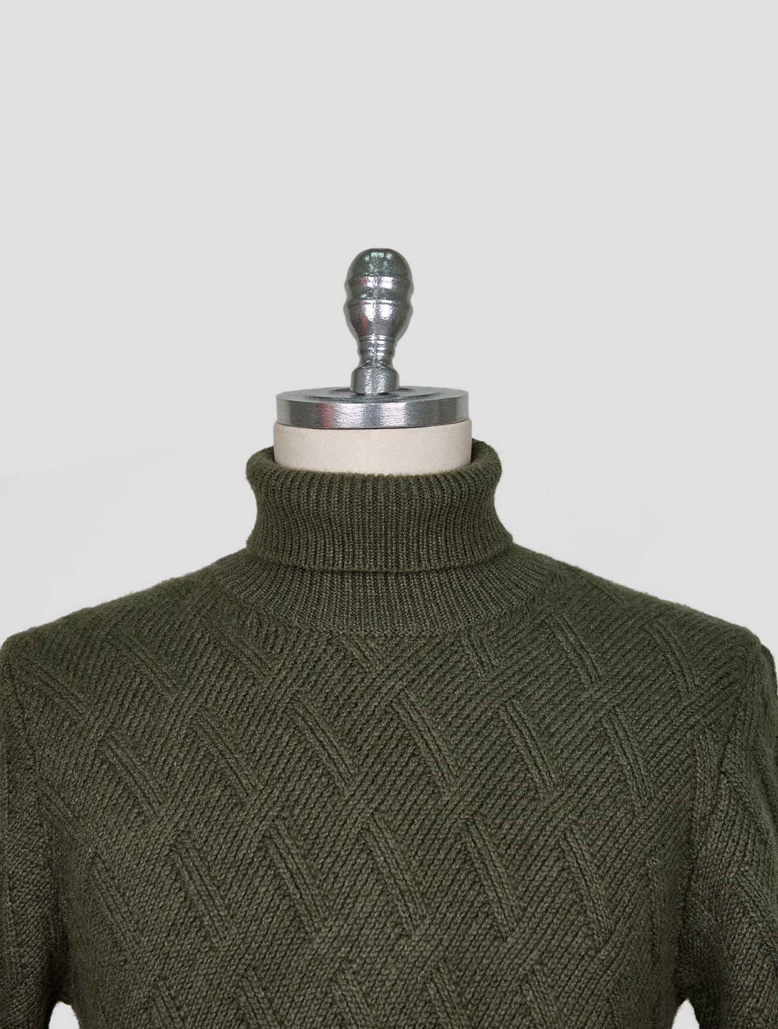 Kiton Green Cashmere Sweater Turtleneck