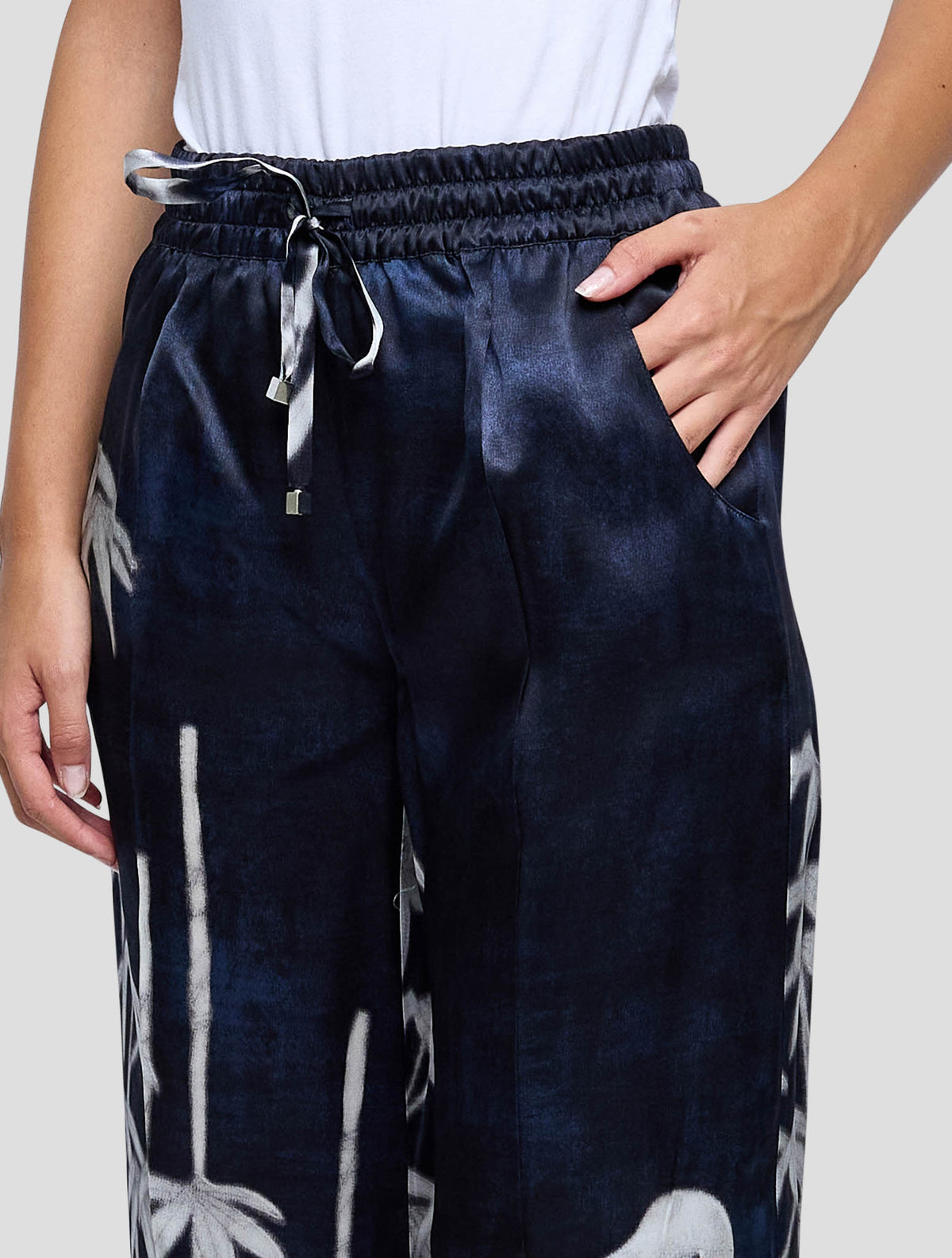 Kiton Blue Silk Pants Women