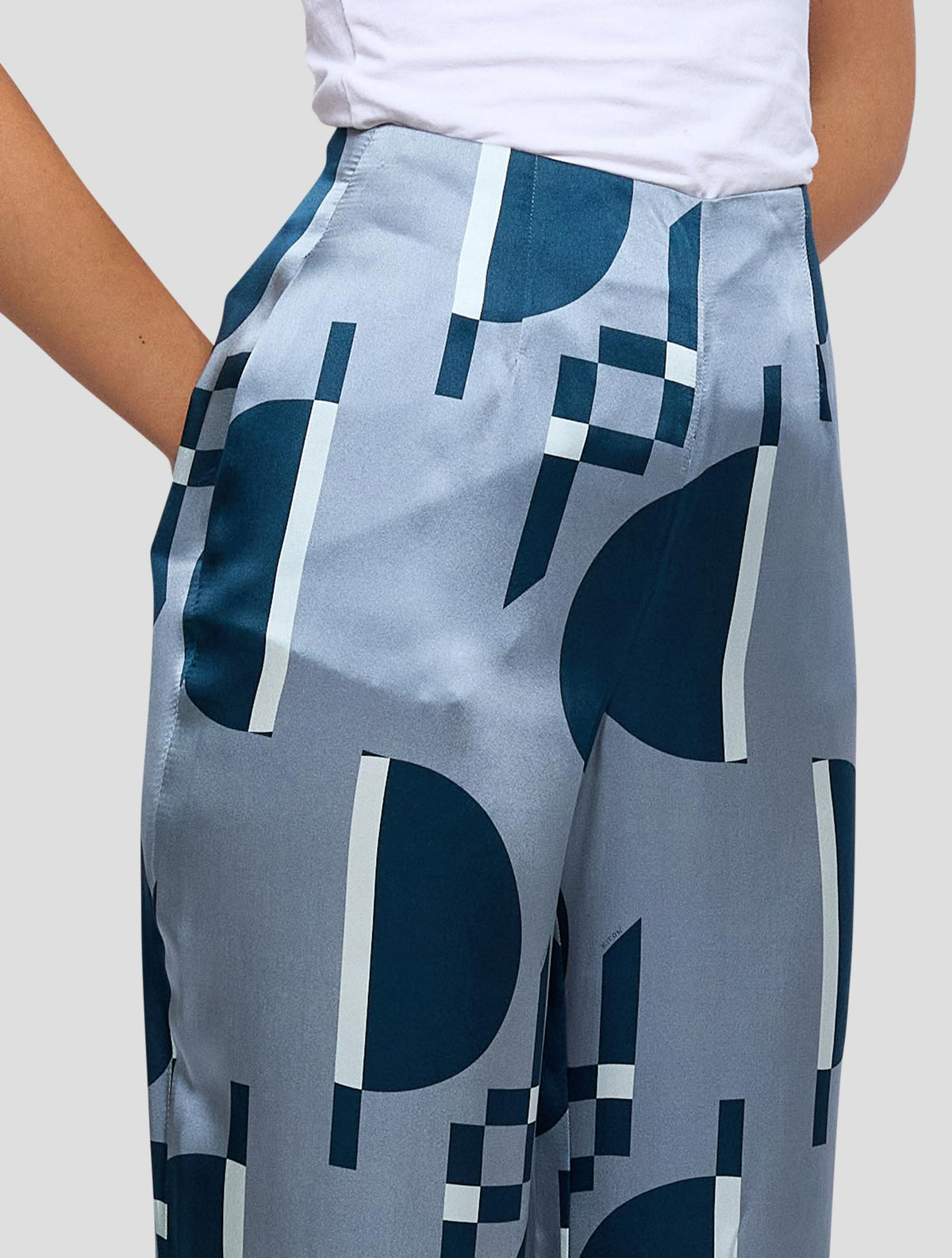 Kiton Gray Blue Silk Pants Women