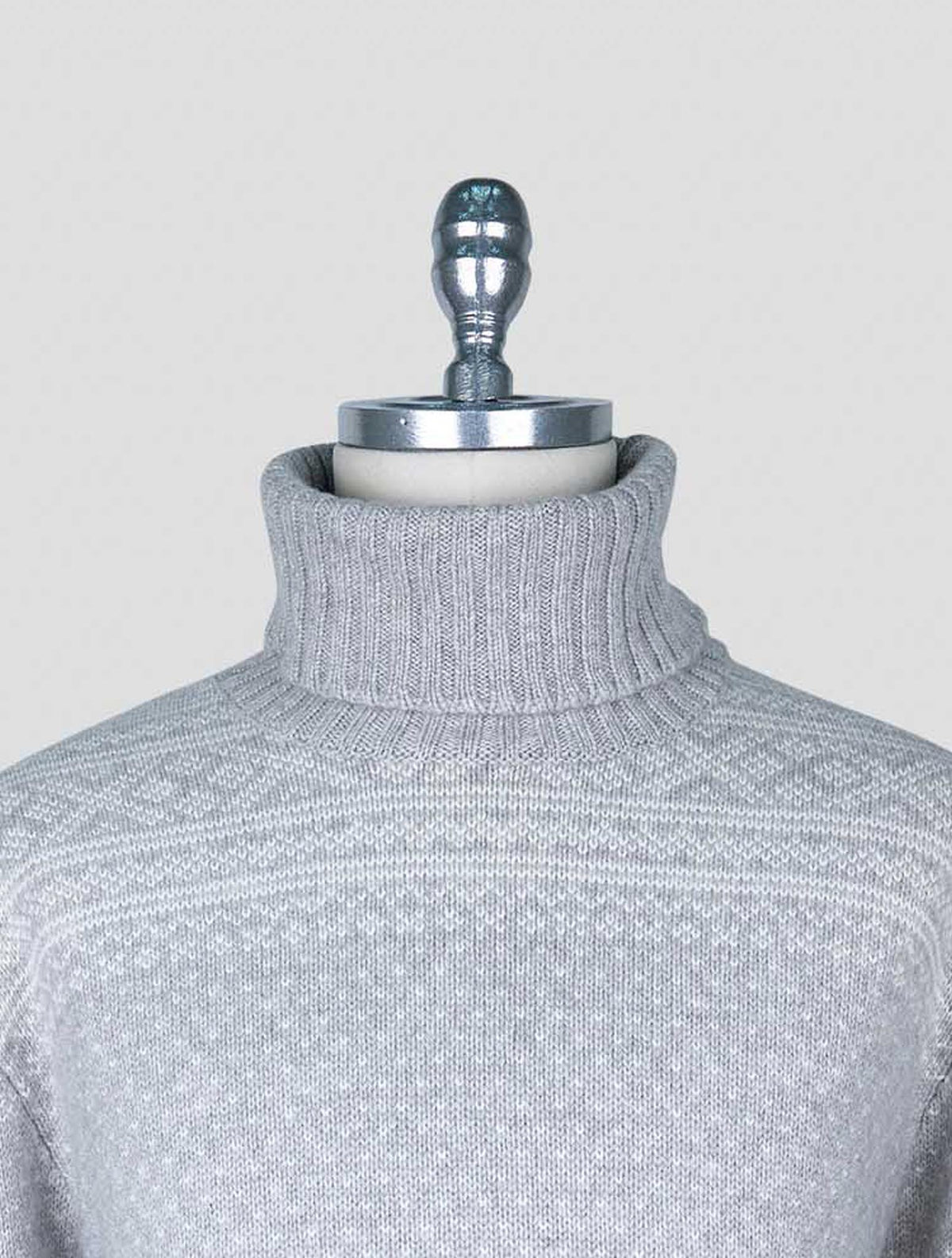 Kiton Gray White Cashmere Sweater Turtleneck