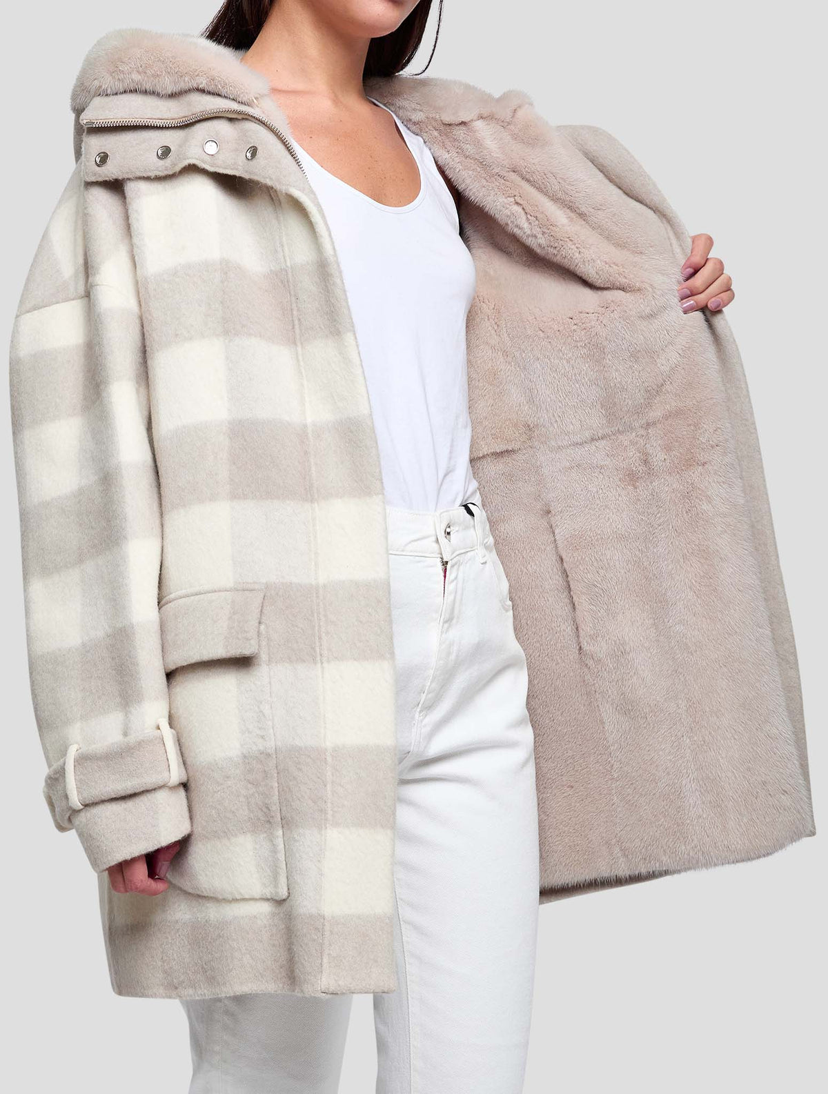 Kiton Beige White Alpaca Mink Fur Overcoat Women